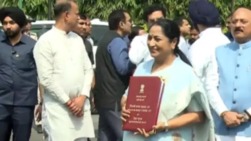 Delhi Unveils Rs 1.03 Lakh Crore Green Budget for 2026-27, Focusing on Infrastructure