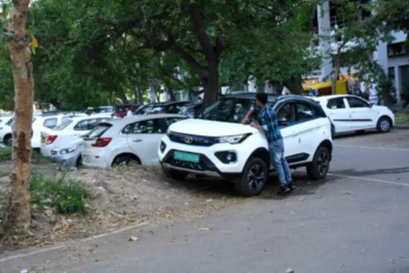 Delhi's Green Leap: Rs 200 Crore EV Boost and 7,500 New Buses by 2027