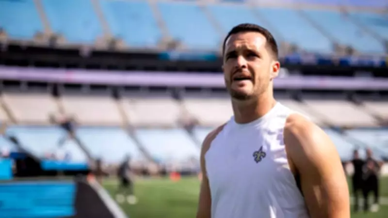 Derek Carr Trade Rumors Resurface as Eagles, Bills, Rams Eye Veteran QB for Stability