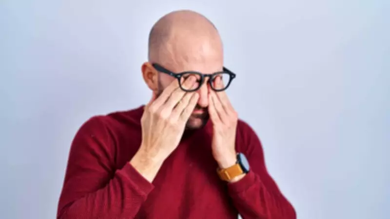 Digital Eye Strain: Headaches and Vision Issues Signal Screen Overuse