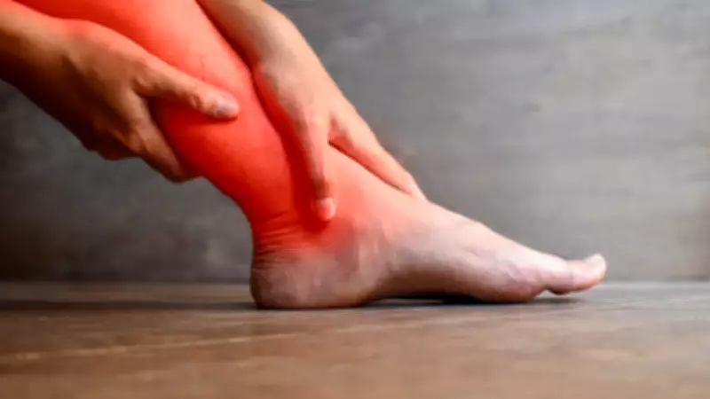 Evening Leg Heaviness: 5 Circulation Problems Doctors Warn About