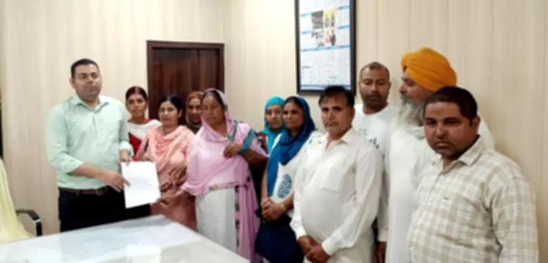 Fatehabad Women Protest, Demand Rollback of LPG Cylinder Price Hike