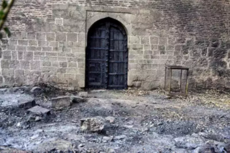 Fire Damages Historic Narayan Darwaja at Pune's Shaniwarwada Fort