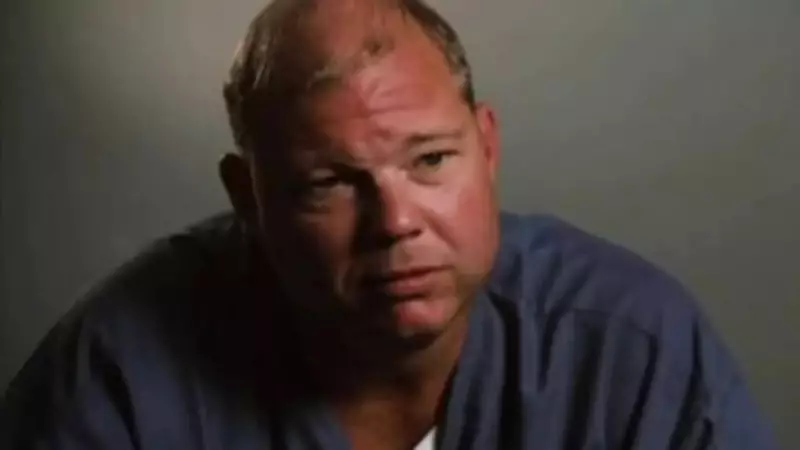 Former NFL Star Barret Robbins Passes Away at 52, Teammate Tim Brown Confirms