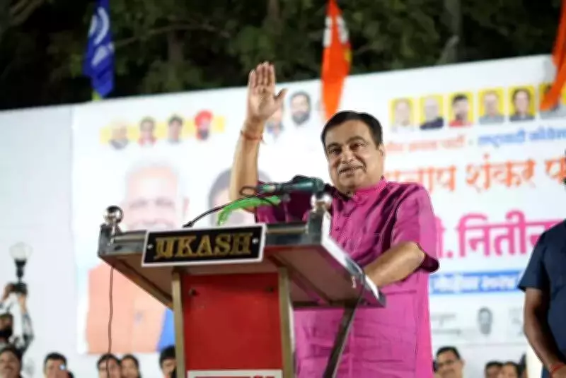 Gadkari Announces Central Govt's Willingness to Fund Kolhapur's Tawde Hotel-to-Shivaji Bridge Project