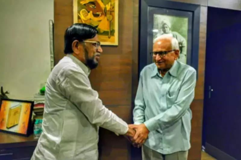 Girish Gandhi's SrujanSetu Sweeps Vidarbha Sahitya Sangh Elections, Wins 21 of 22 Seats