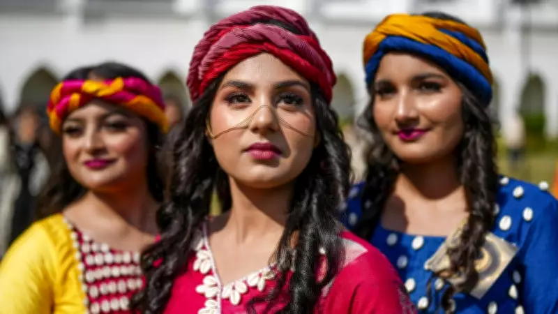 Global Photo Highlights: Ramzan Markets, Hailstorms, and Diplomatic Ceremonies