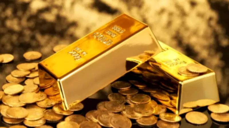 Gold Futures Surge on MCX Amid Firm Buying and Global Cues