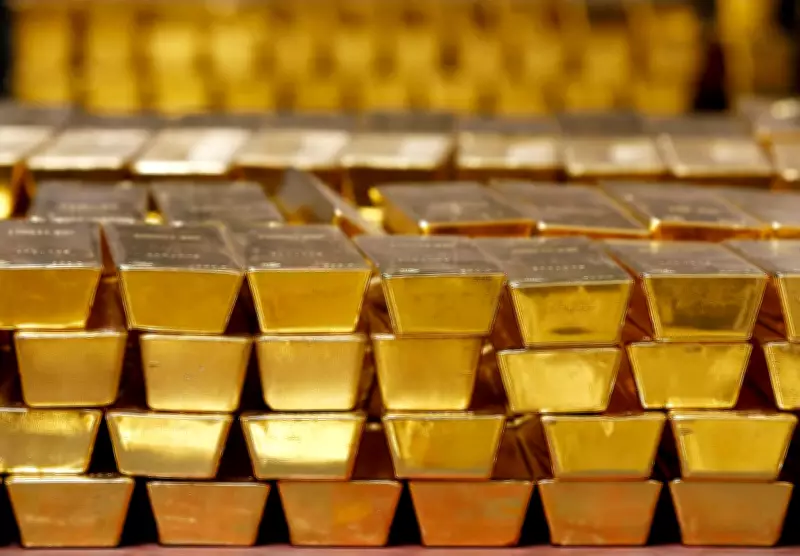 Gold Plunges to 40-Year Low Amid Middle East Conflict, Loses Safe-Haven Appeal