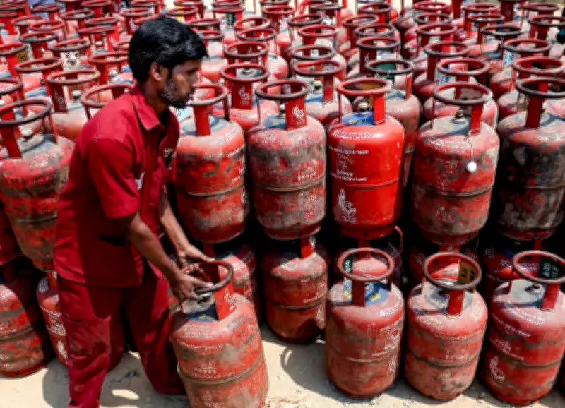 Government Bans LPG Cylinders for Households with PNG Connections Amid Supply Crunch