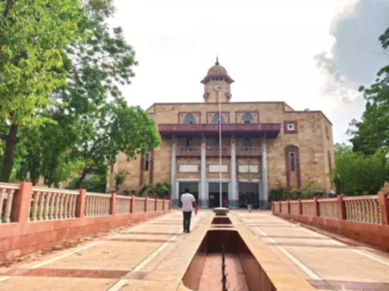 Gujarat University Faces Negligence Claims Over Women's Wrestling Team Management