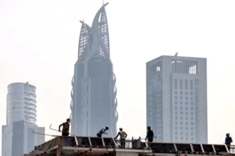 Gulf War Disrupts Indian Workers' Dreams, Threatens Remittances