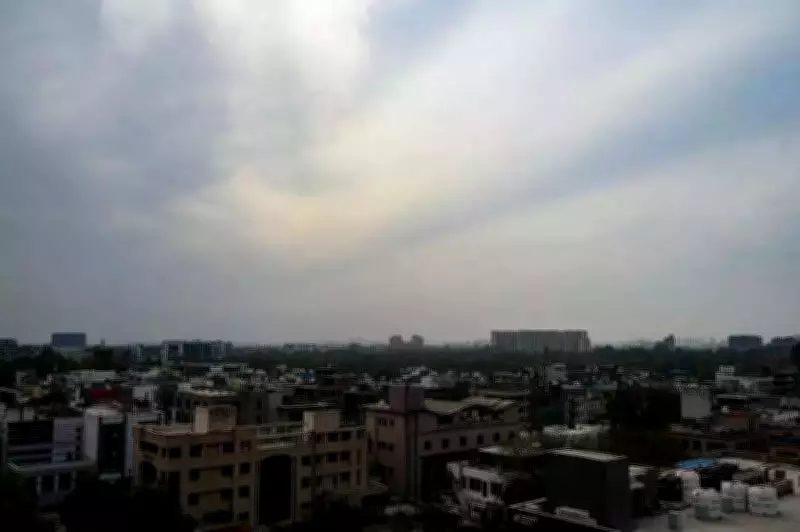 Gurgaon Braces for Western Disturbance, Air Quality Worsens to 'Very Poor'