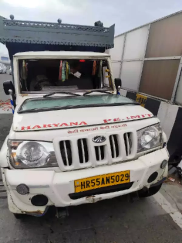 Gurgaon Farmer Killed in Hit-and-Run After Midnight Tyre Change on Flyover