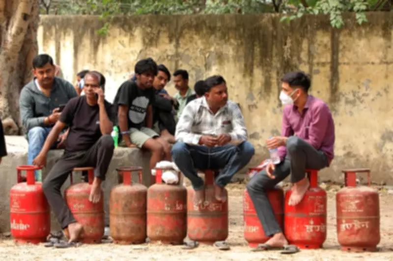 Gurgaon Industries Warn of Labour Exodus Amid LPG Supply Crisis for Migrant Workers