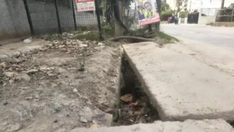 Gurgaon Sector 23A Residents Protest MCG Inaction on Stormwater Drainage Repairs