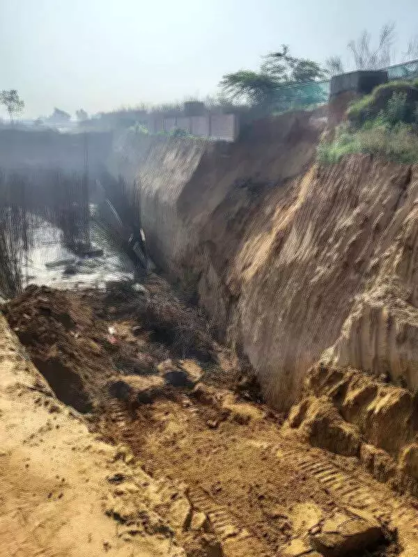 Gurgaon Wall Collapse: FIR Filed Against Developer After 7 Workers Die