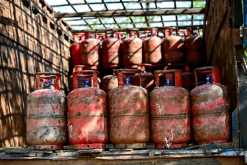 Haryana Cracks Down on LPG Black Marketing Amid West Asia Conflict