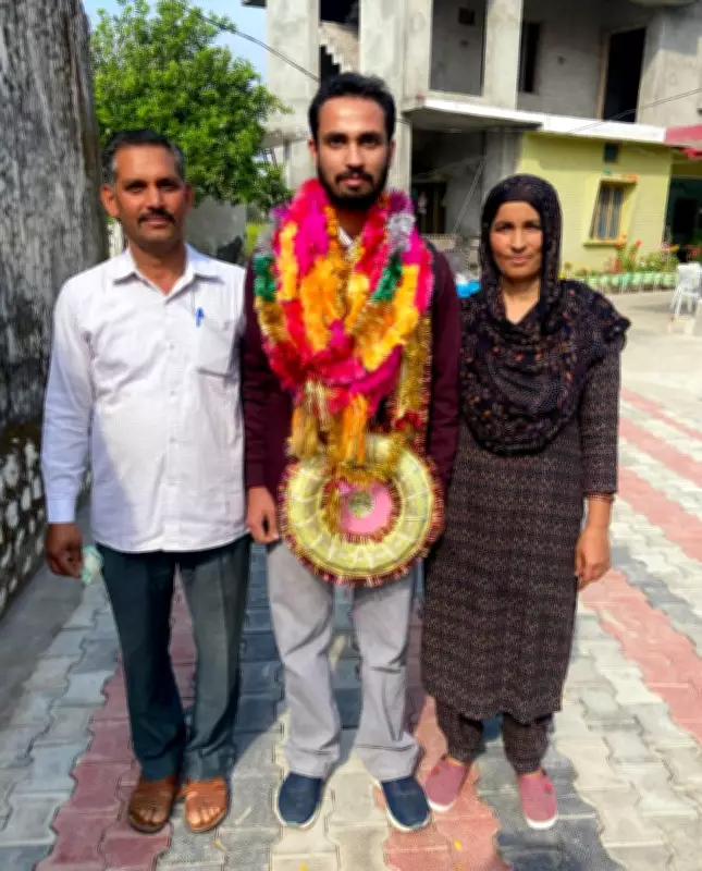 Hawker's Son Atiq Khan Triumphs, Secures Assistant Professor Post in Haryana