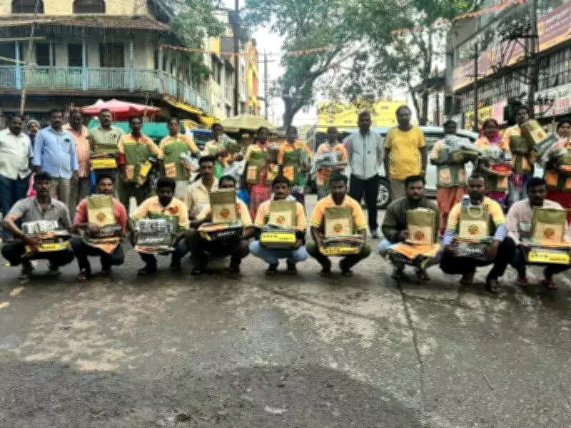 HDMC Launches Worker Welfare Initiative with Hygiene Kits for Sanitary Staff