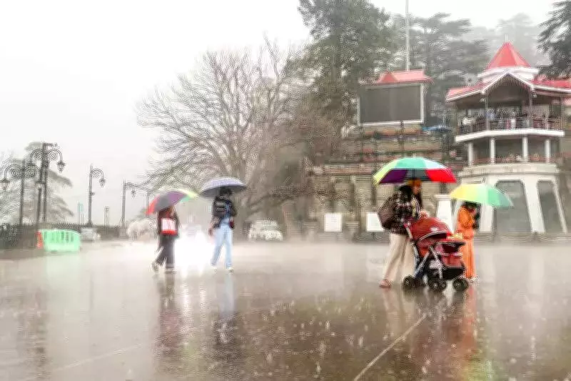 Himachal Pradesh Sees Relief as Rains and Snowfall Bring Down Temperatures