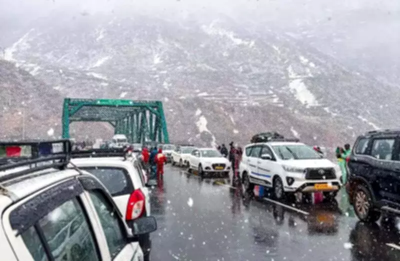 Himachal Pradesh Sees Relief as Snowfall and Rain Bring Down Temperatures