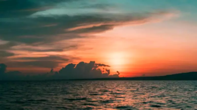 Hindu Traditions: 9 Activities to Avoid After Sunset for Positive Energy