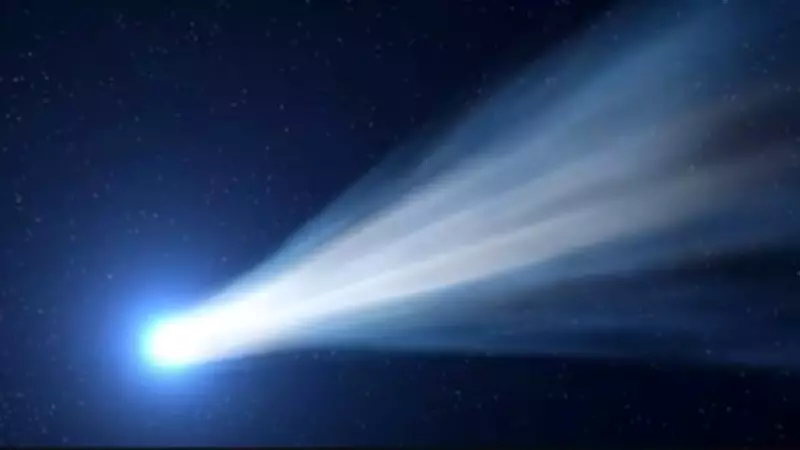 Hubble Telescope Captures Rare Comet Breakup in Unplanned Observation