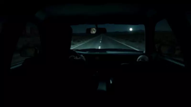 Husband Strangles Wife During Car Journey, Dumps Body in River with Child Present