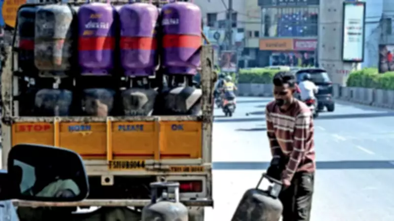 Hyderabad Faces LPG Cylinder Delivery Delays Amid Booking System Overload