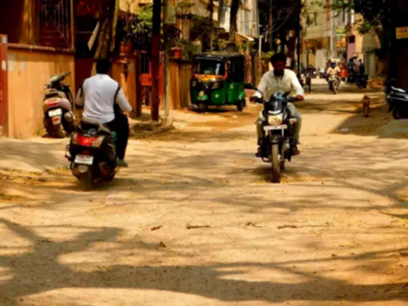 Hyderabad Residents Demand Road Repairs as 15-Year-Old Infrastructure Fails