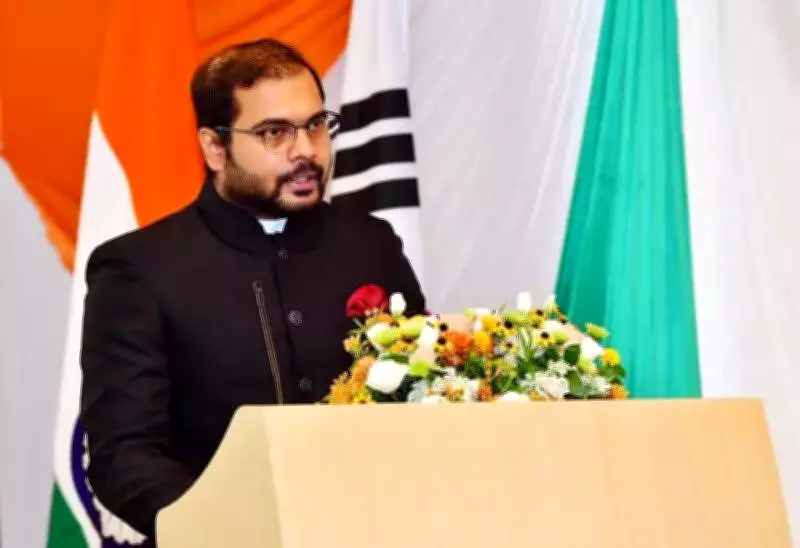 IFS Officer Swapnil Thorat Takes Over as Mumbai's Regional Passport Officer