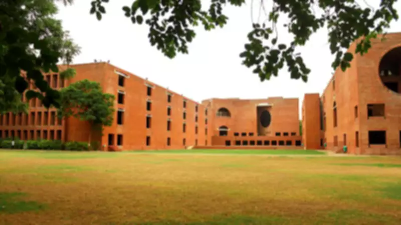 IIM Ahmedabad Evacuates 35 Dubai MBA Students to India Amid West Asia Conflict