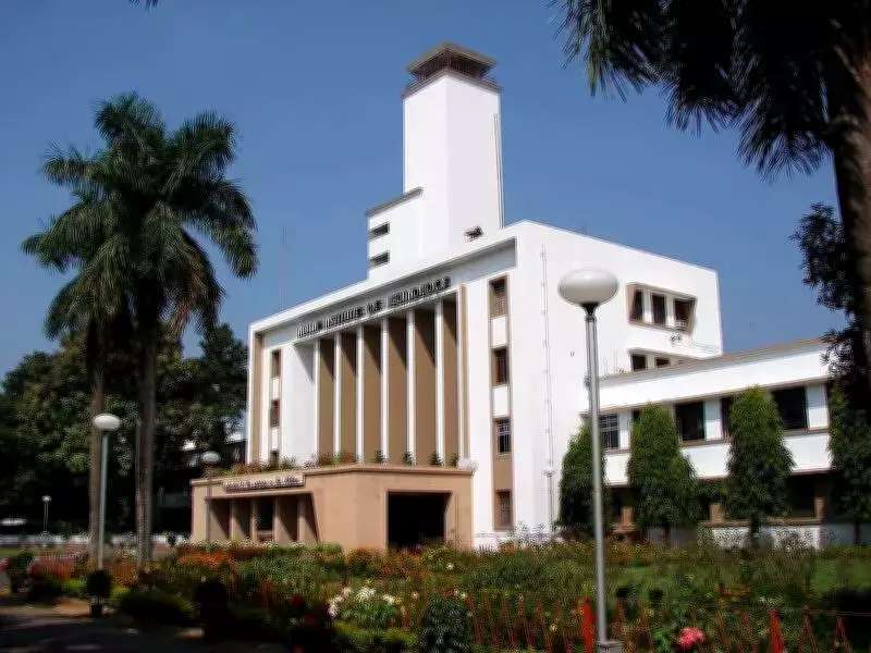 IIT-Kharagpur Alumnus Pledges $5 Million to Establish Digital Engineering School