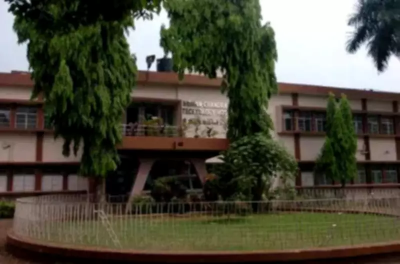 IIT Kharagpur Bans Feeding Stray Dogs on Campus Amid Safety Concerns