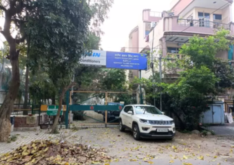 Illegal Gates on Ludhiana Roads Cause Major Inconvenience to Residents