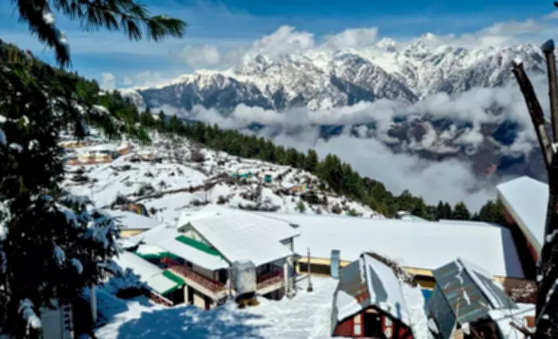 IMD Issues 'Sweater Weather Alert' as Rare Western Disturbance Brings Unseasonal Rain and Chill