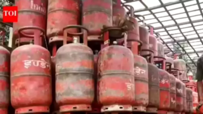 India Considers Smaller LPG Cylinders Amid Global Energy Supply Concerns