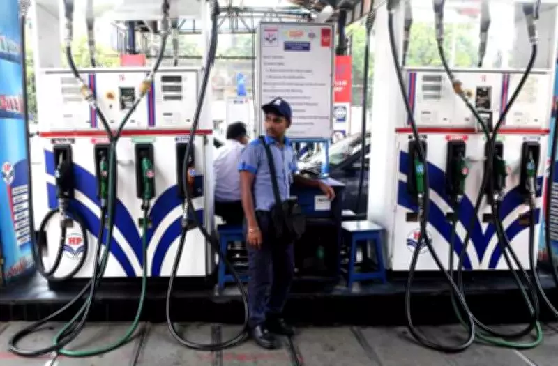 India Slashes Fuel Excise Duty, Imposes Export Taxes to Curb Domestic Price Rise
