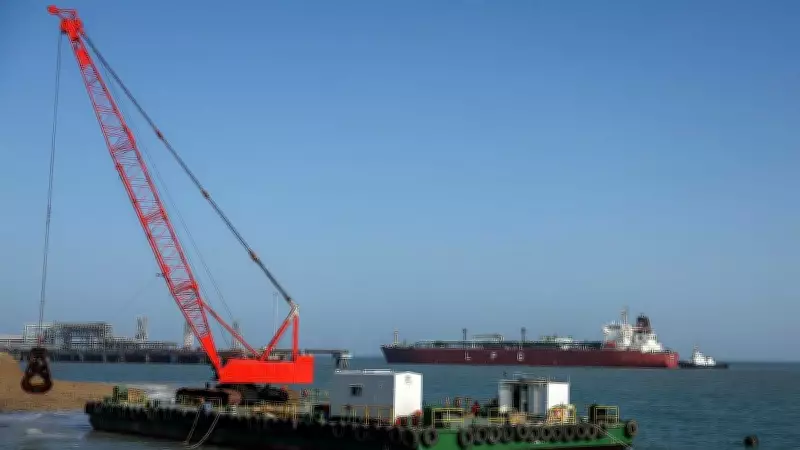 Indian Freight Forwarders Protest War Risk Surcharges by Shipping Lines