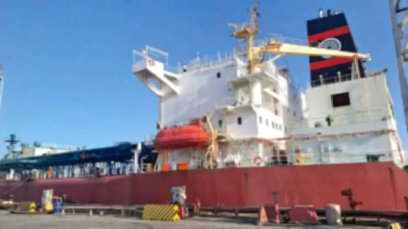 Indian LPG Tankers Safely Navigate Hormuz Strait Amid Regional Tensions