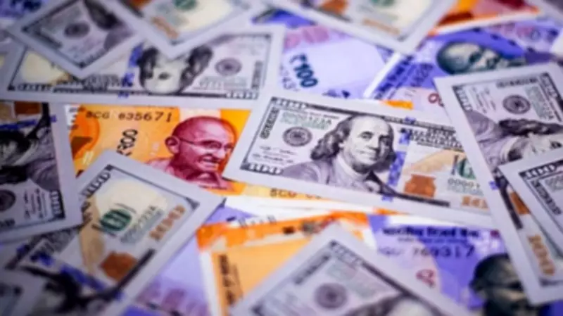 Indian Rupee Stages Recovery, Rebounds from Record Low Against US Dollar