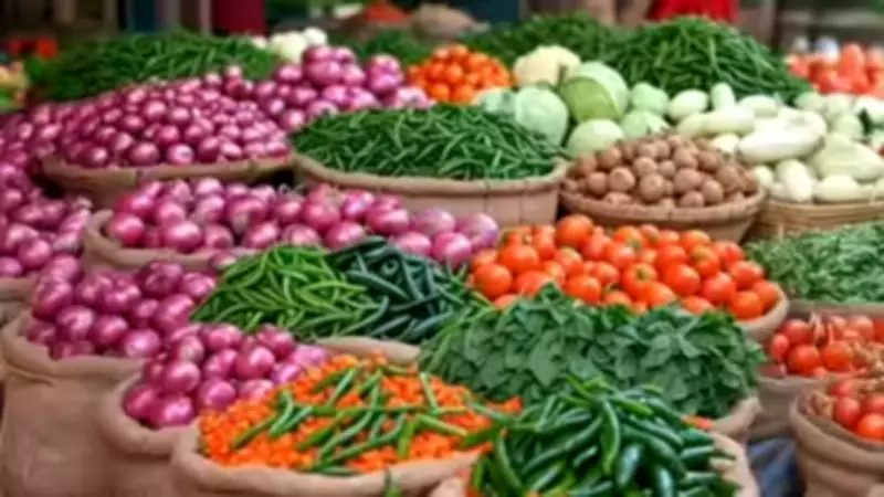 India's WPI Inflation Climbs to 2.1% Driven by Rising Food and Metal Prices