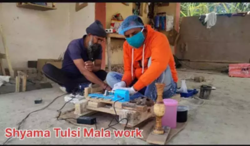 Inmates Craft Tulsi Mala in Kaushambi Jail, Supply Temple Towns Across UP