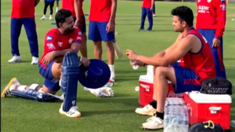 IPL 2026: Rishabh Pant Stunned by Arjun Tendulkar's Heavy Bat, Viral Chat Sparks Debate