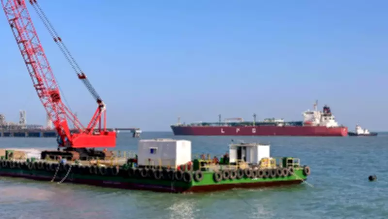 Iran Intercepts Karachi-Bound Ship for Unauthorized Strait of Hormuz Transit