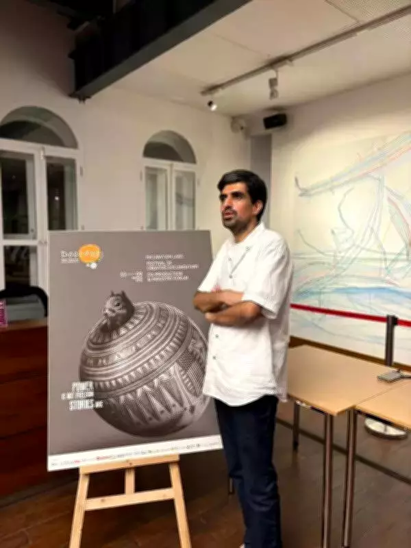 Iranian Filmmaker in Kolkata Finds Solace in Indian Friends Amid Homeland War