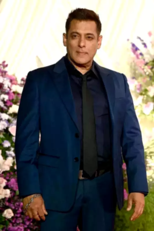 Jaipur Court Orders DGP to Form Special Team to Serve Warrant on Salman Khan