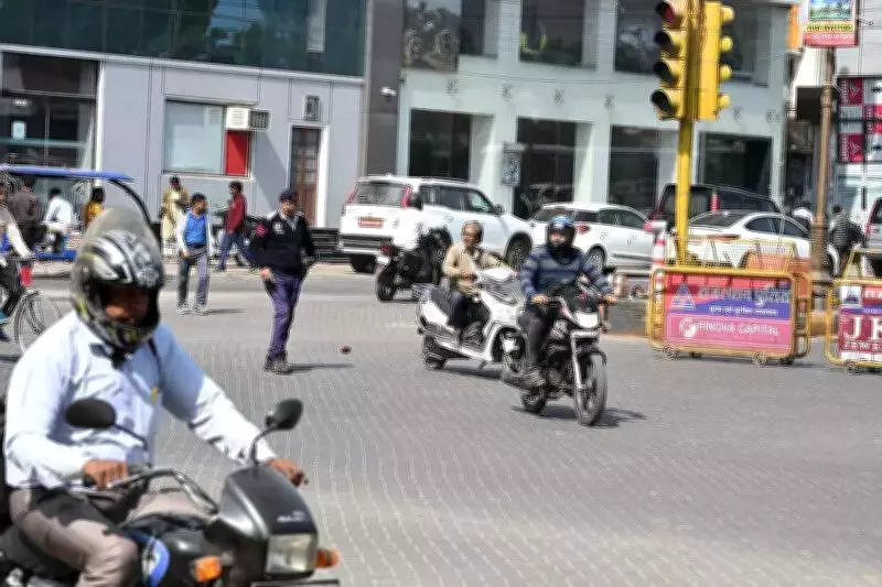 Jaipur Traffic Police Revises Signal Timings at 51 Key Intersections to Ease Congestion