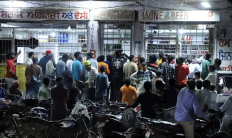 Jalandhar Liquor Vends See Long Queues as Fiscal Year Ends with Discounts